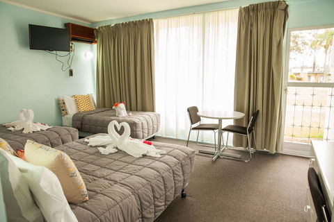 Kempsey Rose Motor Inn - Accommodation Bookings 8