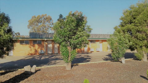 Junee Motor Inn - Accommodation Bookings 7