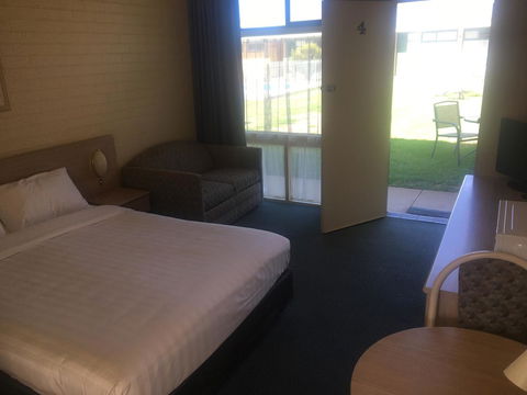 Junee Motor Inn - Accommodation Bookings 0