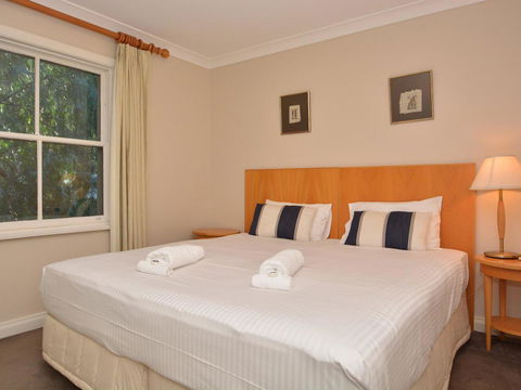 Villa Executive 2br Cypress DS Located Within Cypress Lakes Resort - Accommodation Bookings 3