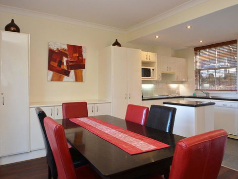 Villa Executive 2br Cypress DS Located Within Cypress Lakes Resort - Accommodation Bookings 6