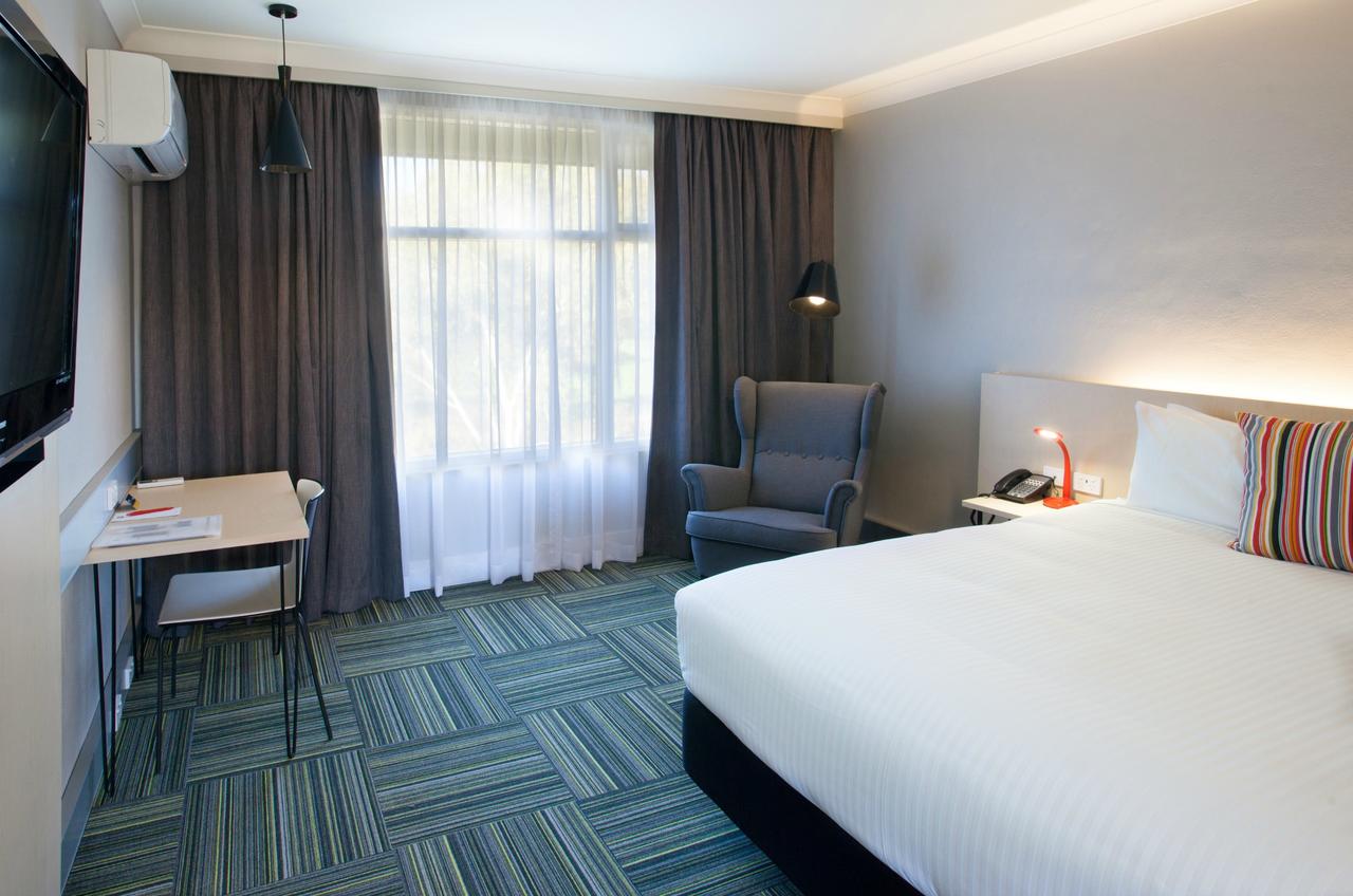  Accommodation Bookings