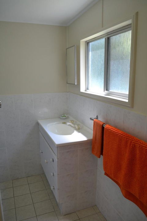 Sundial Holiday Units - Accommodation Bookings 24