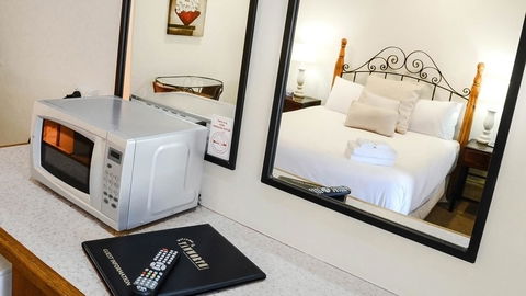 Almond Inn - Accommodation Bookings 21