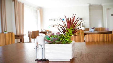 Almond Inn - Accommodation Bookings 13