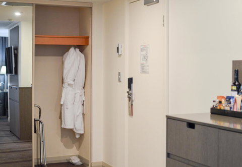 Rydges World Square - Accommodation Bookings 8