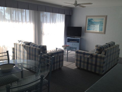 Breakers Apartments - Accommodation Bookings 13