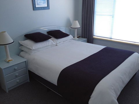 Breakers Apartments - Accommodation Bookings 4