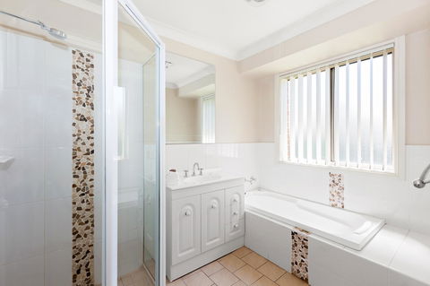 Colonial Court Villas - Accommodation Bookings 18