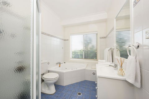 Colonial Court Villas - Accommodation Bookings 10