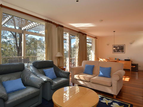 Villa 2br Prosecco Villa Located Within Cypress Lakes Resort - Accommodation Bookings 3