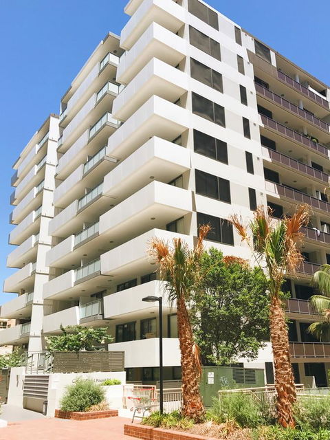 Modern & Cosy 2-Bedroom Apartment Hornsby - Accommodation Bookings 1