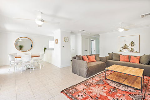 The Lord Byron - Accommodation Bookings 12