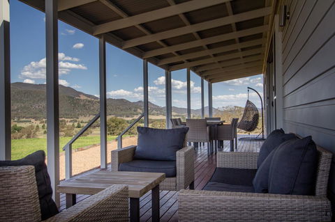 Stay In Mudgee The Grove, The Church, And Premium Private Homestead - Accommodation Bookings 8