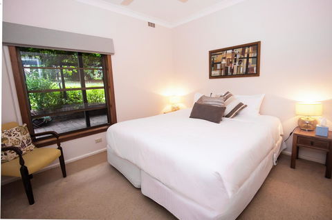 Stay In Mudgee The Grove, The Church, And Premium Private Homestead - Accommodation Bookings 32