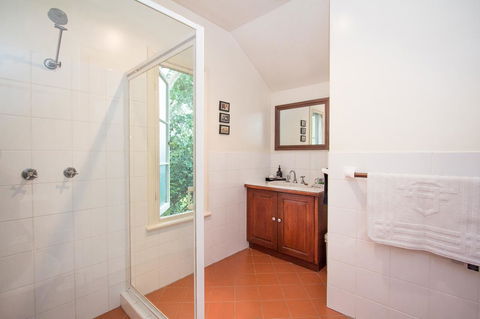 Stay In Mudgee The Grove, The Church, And Premium Private Homestead - Accommodation Bookings 23