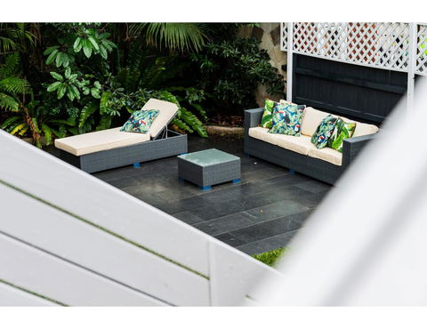 Beachside Getaway In Freshie W Parking - Accommodation Bookings 4