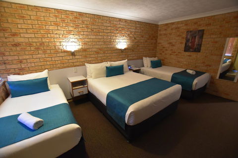 Best Western Kennedy Drive Airport Motel - Accommodation Bookings 24