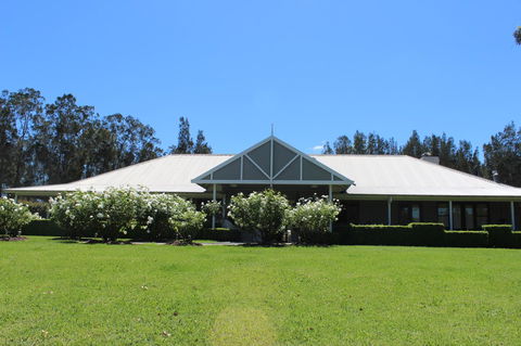 Thistle Hill Guesthouse - Walk To Many Wineries And Restaurants - Accommodation Bookings 1