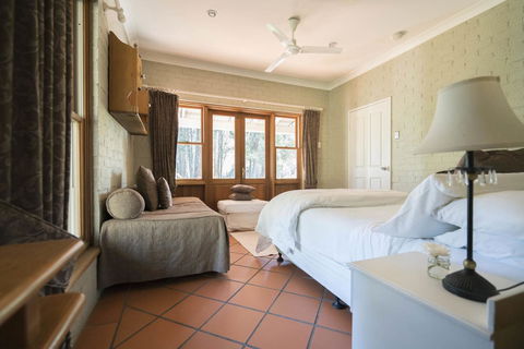 Thistle Hill Guesthouse - Walk To Many Wineries And Restaurants - Accommodation Bookings 38