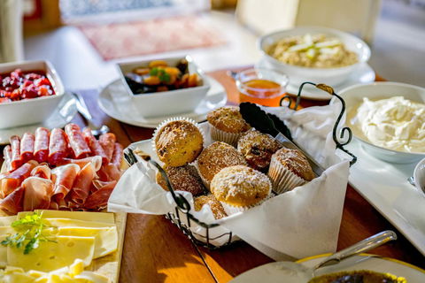 Thistle Hill Guesthouse - Walk To Many Wineries And Restaurants - Accommodation Bookings 13
