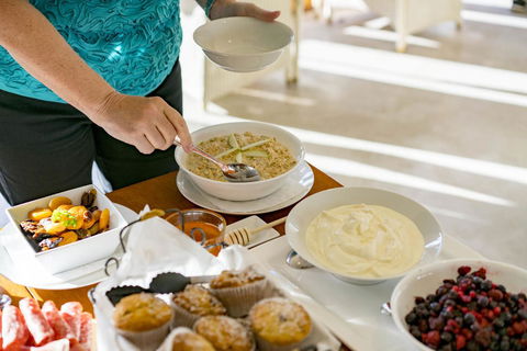 Thistle Hill Guesthouse - Walk To Many Wineries And Restaurants - Accommodation Bookings 11