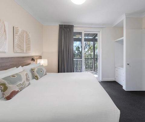 Oaks Cypress Lakes Resort - Accommodation Bookings 22