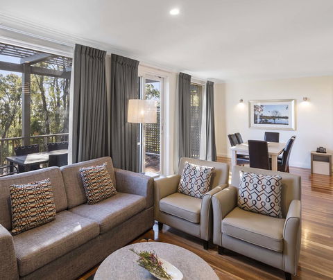 Oaks Cypress Lakes Resort - Accommodation Bookings 33