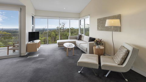 Oaks Cypress Lakes Resort - Accommodation Bookings 2