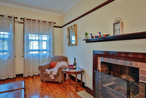 Jenkins Street Guesthouse - Accommodation Bookings 12