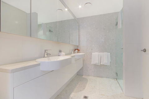Lakefront 116 Kingston ACT - Accommodation Bookings 18