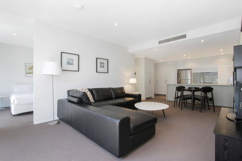 Lakefront 116 Kingston ACT - Accommodation Bookings 16