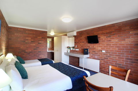 Pelican Motor Inn - Accommodation Bookings 43