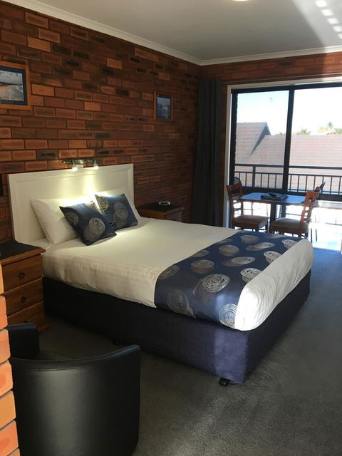 Pelican Motor Inn - Accommodation Bookings 19