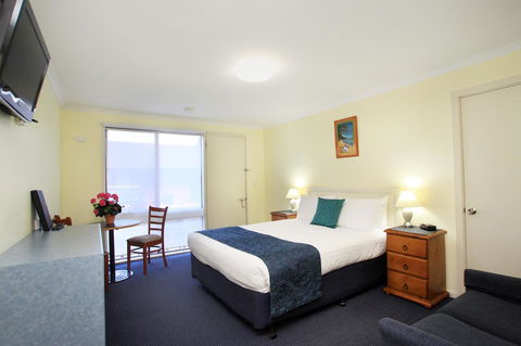 Pelican Motor Inn - Accommodation Bookings 42