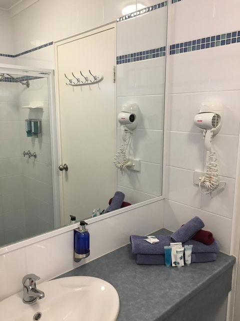 Pelican Motor Inn - Accommodation Bookings 28