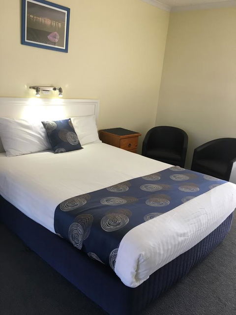 Pelican Motor Inn - Accommodation Bookings 18