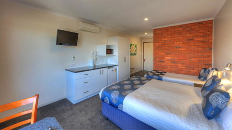 Pelican Motor Inn - Accommodation Bookings 3