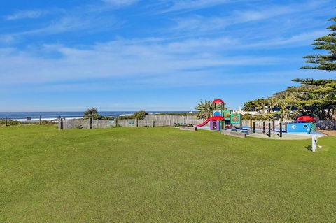 Blue Lagoon Beach Resort - Accommodation Bookings 12