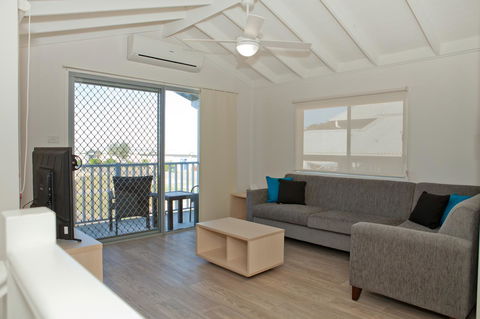 Blue Lagoon Beach Resort - Accommodation Bookings 25