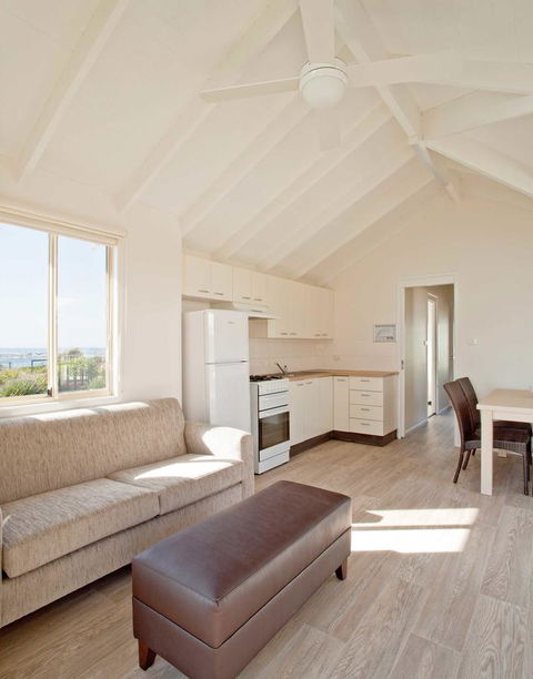 Blue Lagoon Beach Resort - Accommodation Bookings 31