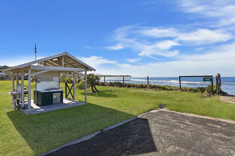 Blue Lagoon Beach Resort - Accommodation Bookings 8