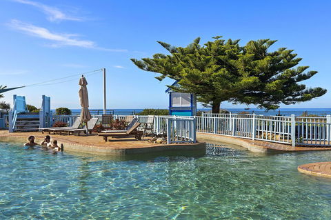 Blue Lagoon Beach Resort - Accommodation Bookings 4