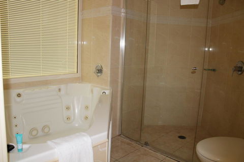 The Boathouse Resort Luxury Apartments - Accommodation Bookings 6