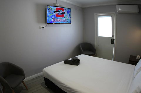 Sleepy Hill Motor Inn - Accommodation Bookings 28