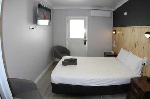 Sleepy Hill Motor Inn - Accommodation Bookings 30
