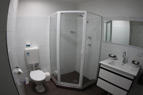 Sleepy Hill Motor Inn - Accommodation Bookings 40