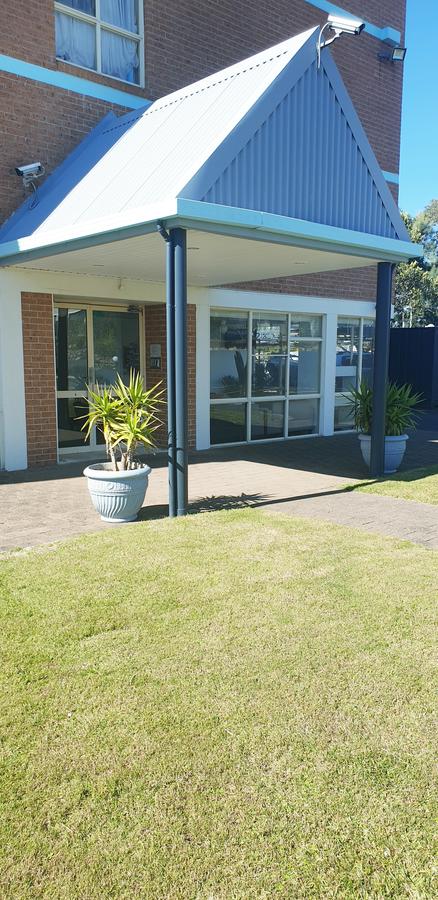 Marina Resort - Accommodation Bookings 24