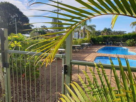 Marina Resort - Accommodation Bookings 10
