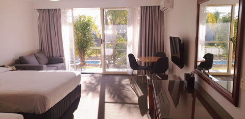 Marina Resort - Accommodation Bookings 43